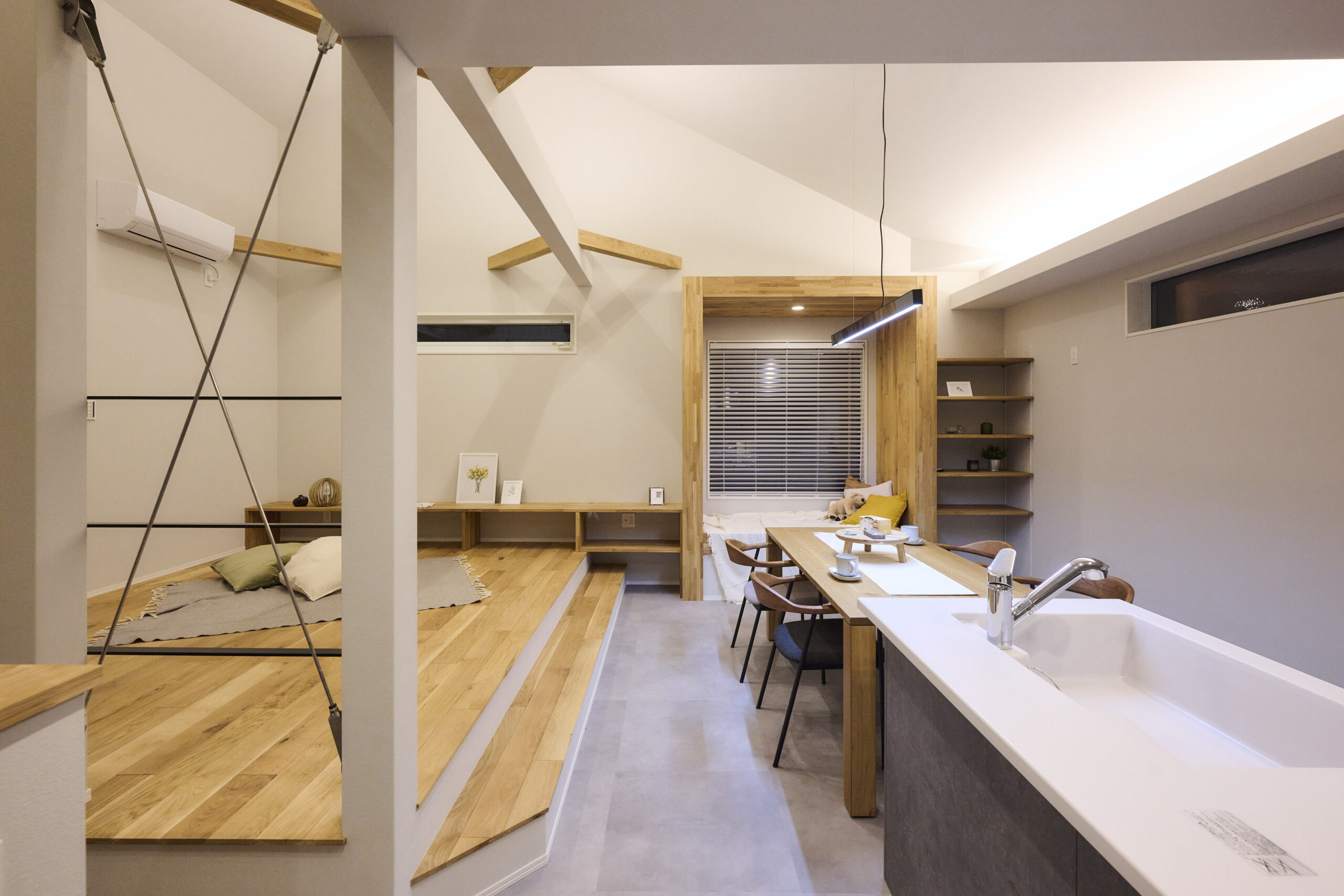 Glam⁺ Living -4th place-