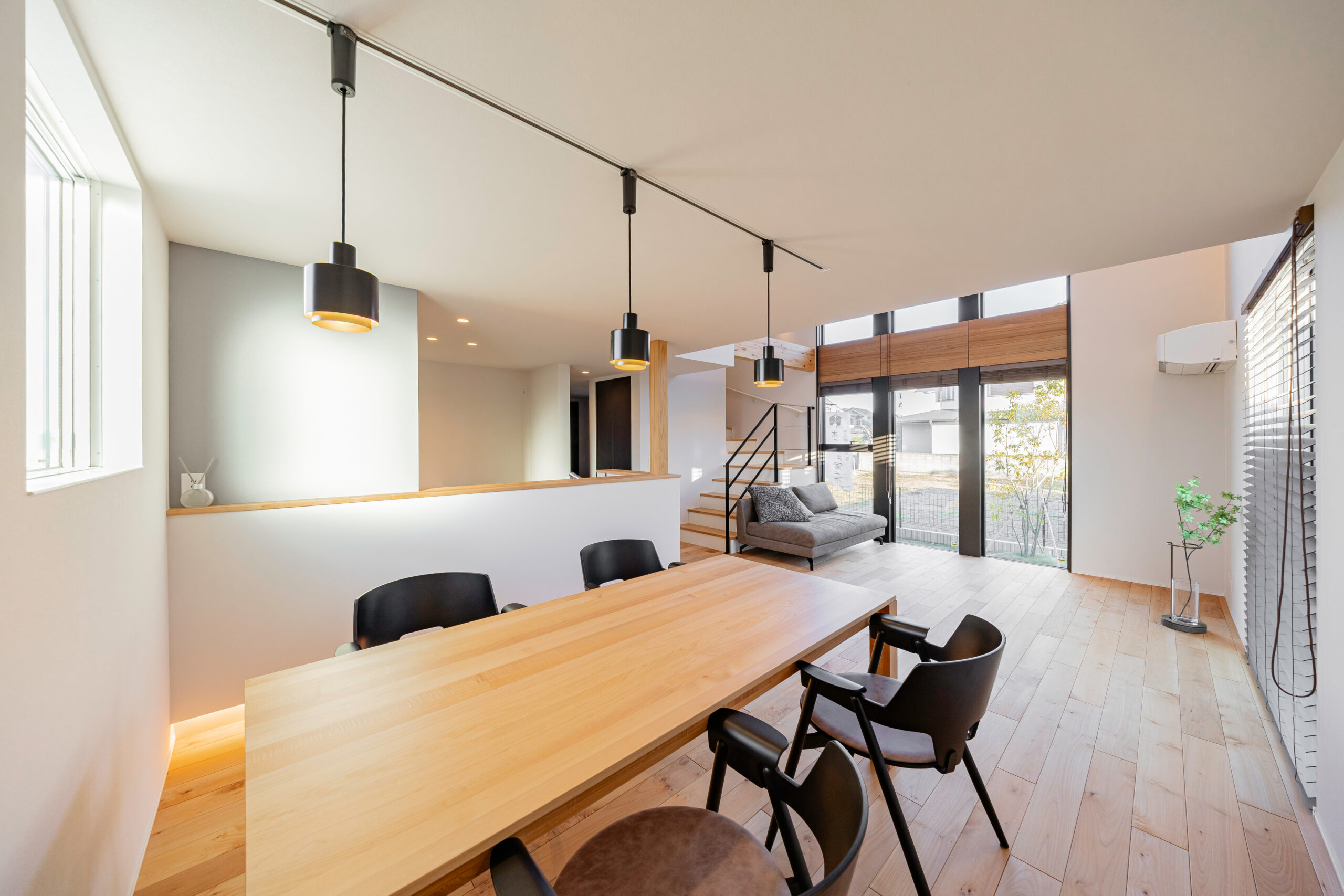 【ZOOT（６.５×１０）】ずっと、つづく、くらし